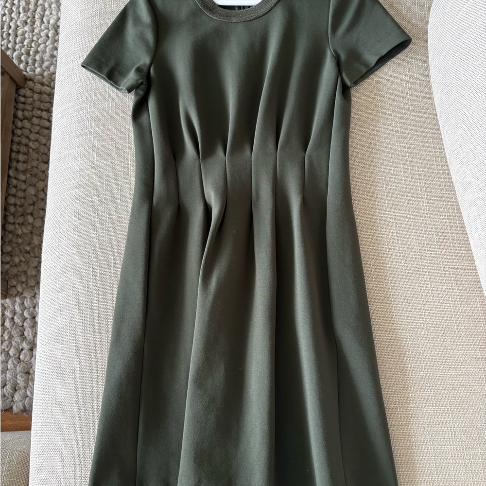 Madewell Olive Green fitted Dress Short Sleeve Crew Neck